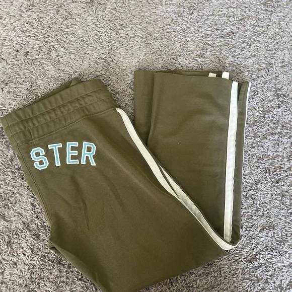 Vintage Y2K Hollister capri track pants 💚 - Picture 6 of 7